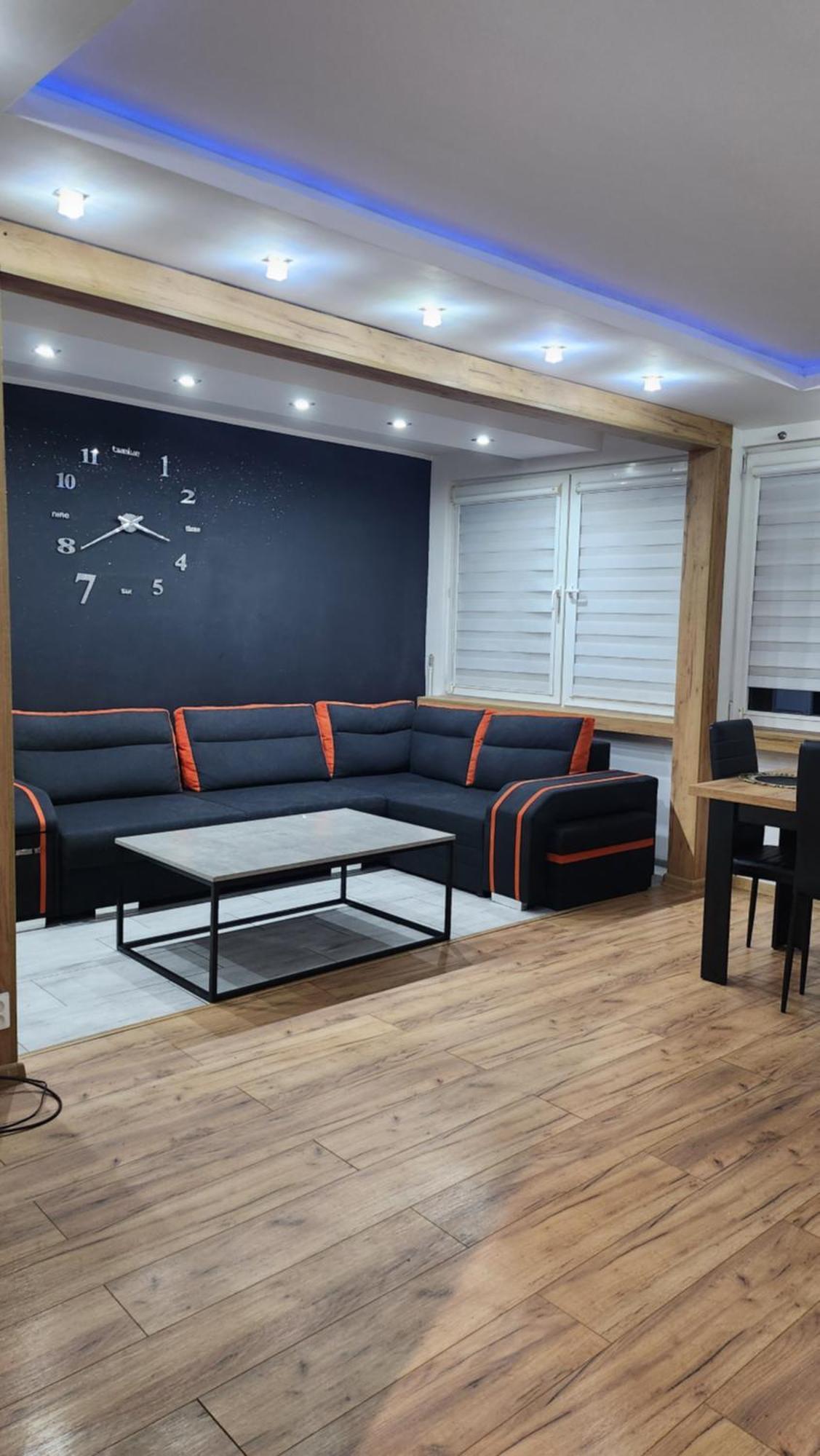 Ekskluzywny Apartament W Centrum Z Klimatyzacja I Balkonem Любин Экстерьер фото