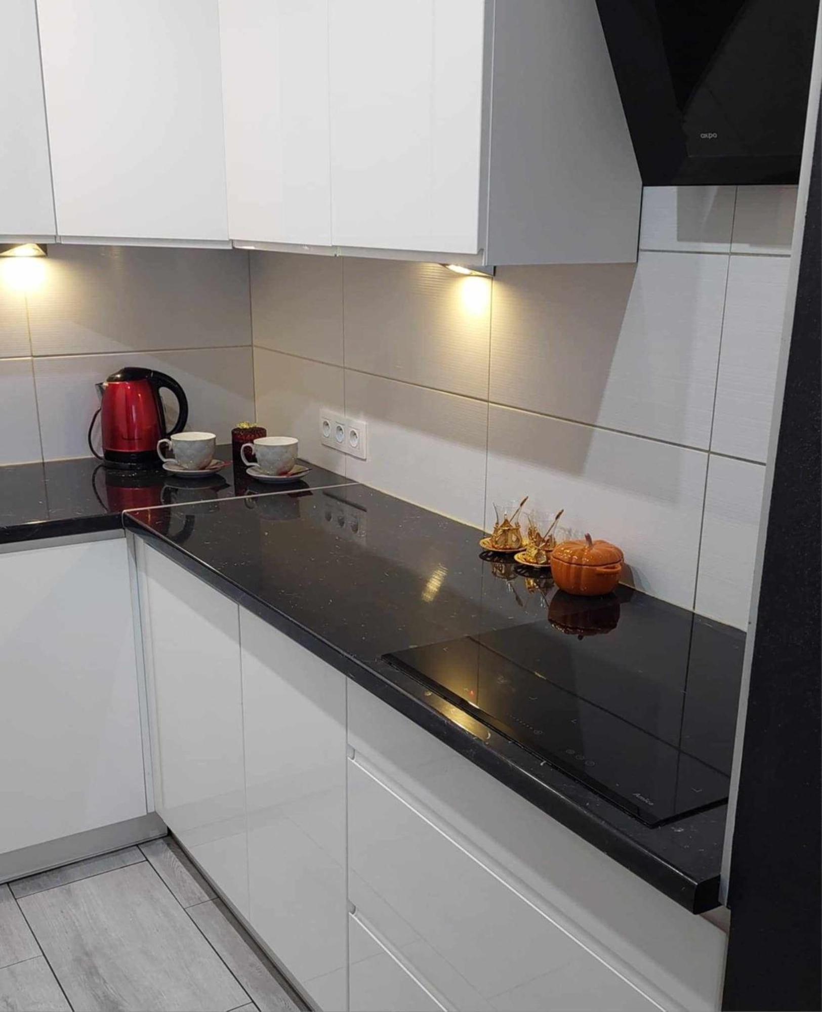 Ekskluzywny Apartament W Centrum Z Klimatyzacja I Balkonem Любин Экстерьер фото